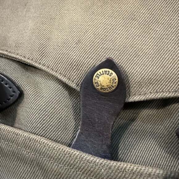 Filson Original Briefcase - Picture 5 of 10